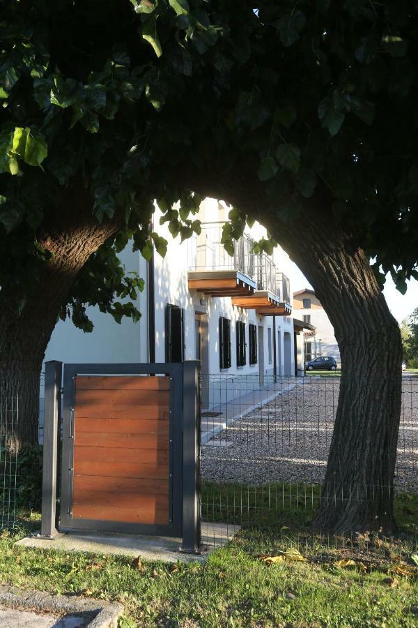 Agriturismo Mestroni Bressa Buitenkant foto