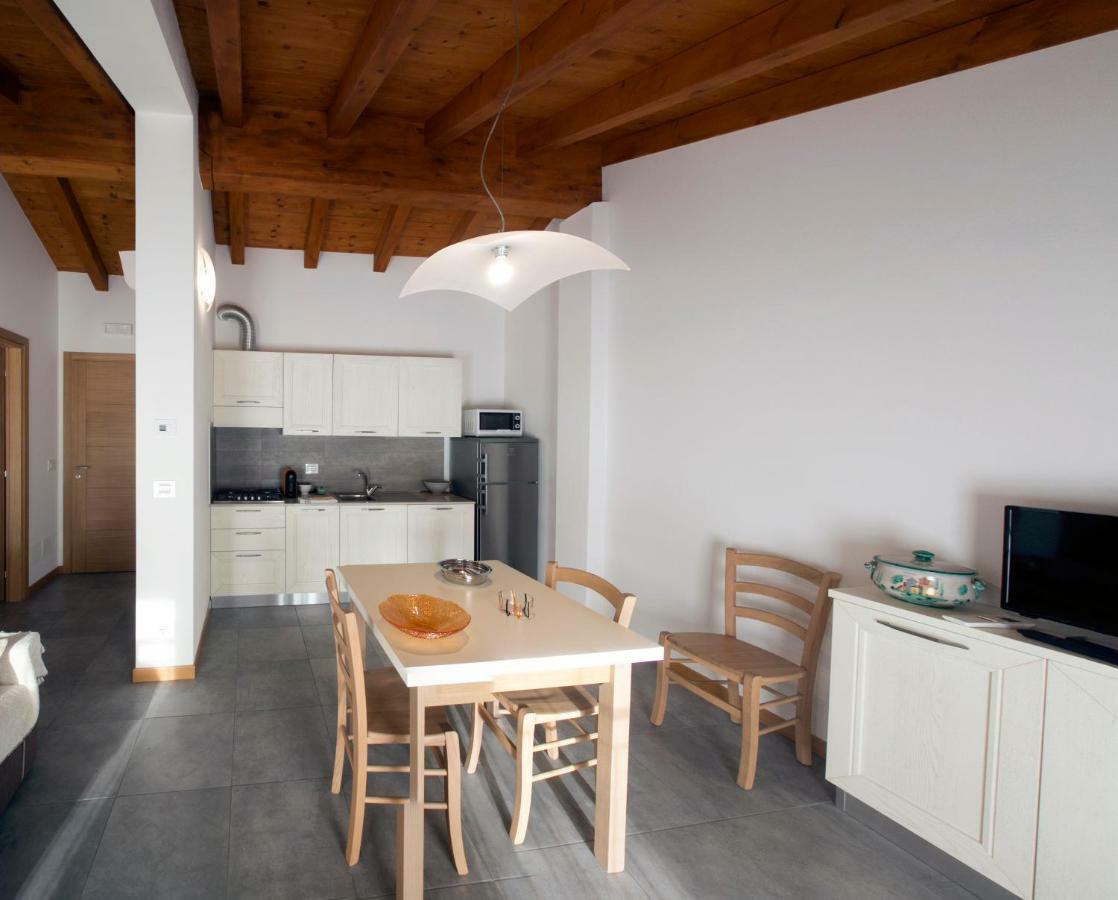 Agriturismo Mestroni Bressa Buitenkant foto