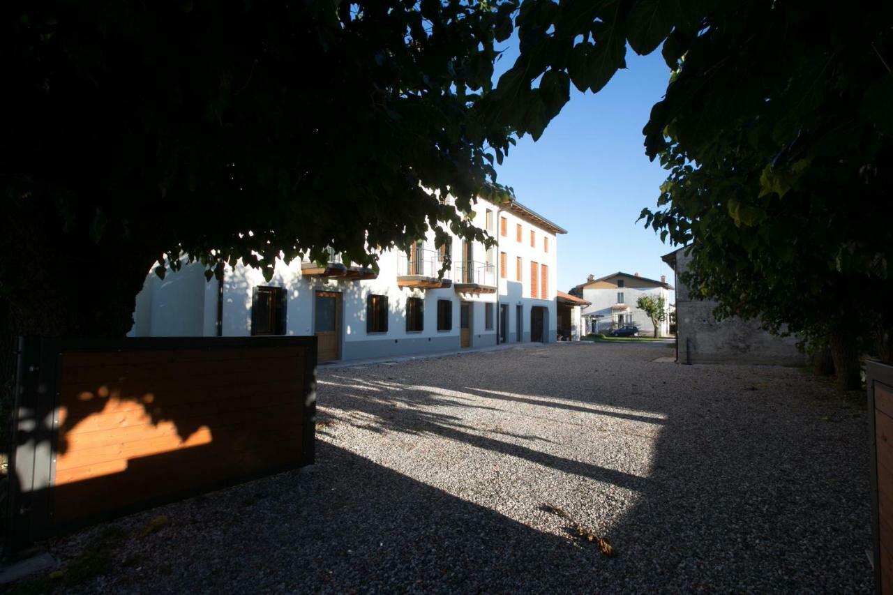 Agriturismo Mestroni Bressa Buitenkant foto